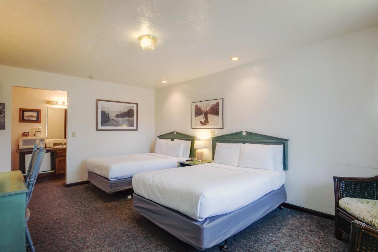 Simmer Motel Wamego Kültér fotó